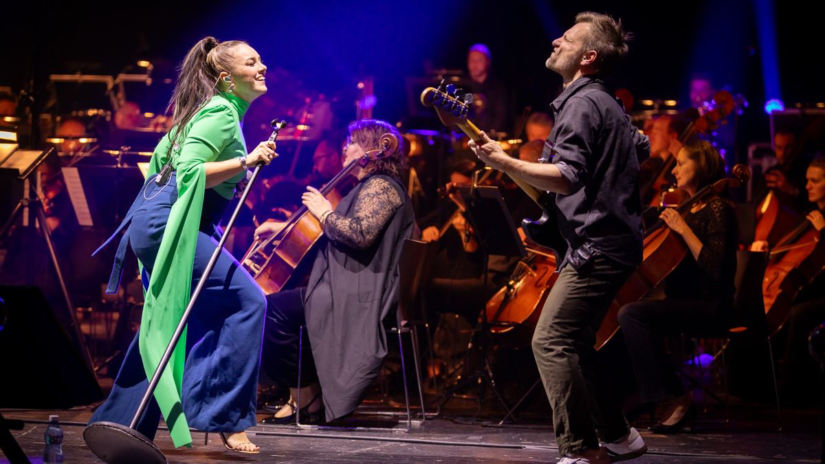 RECENZE: Nepřekvapivý, ale důstojný hold Davidu Stypkovi v podání Miraie, Farne a Tiché